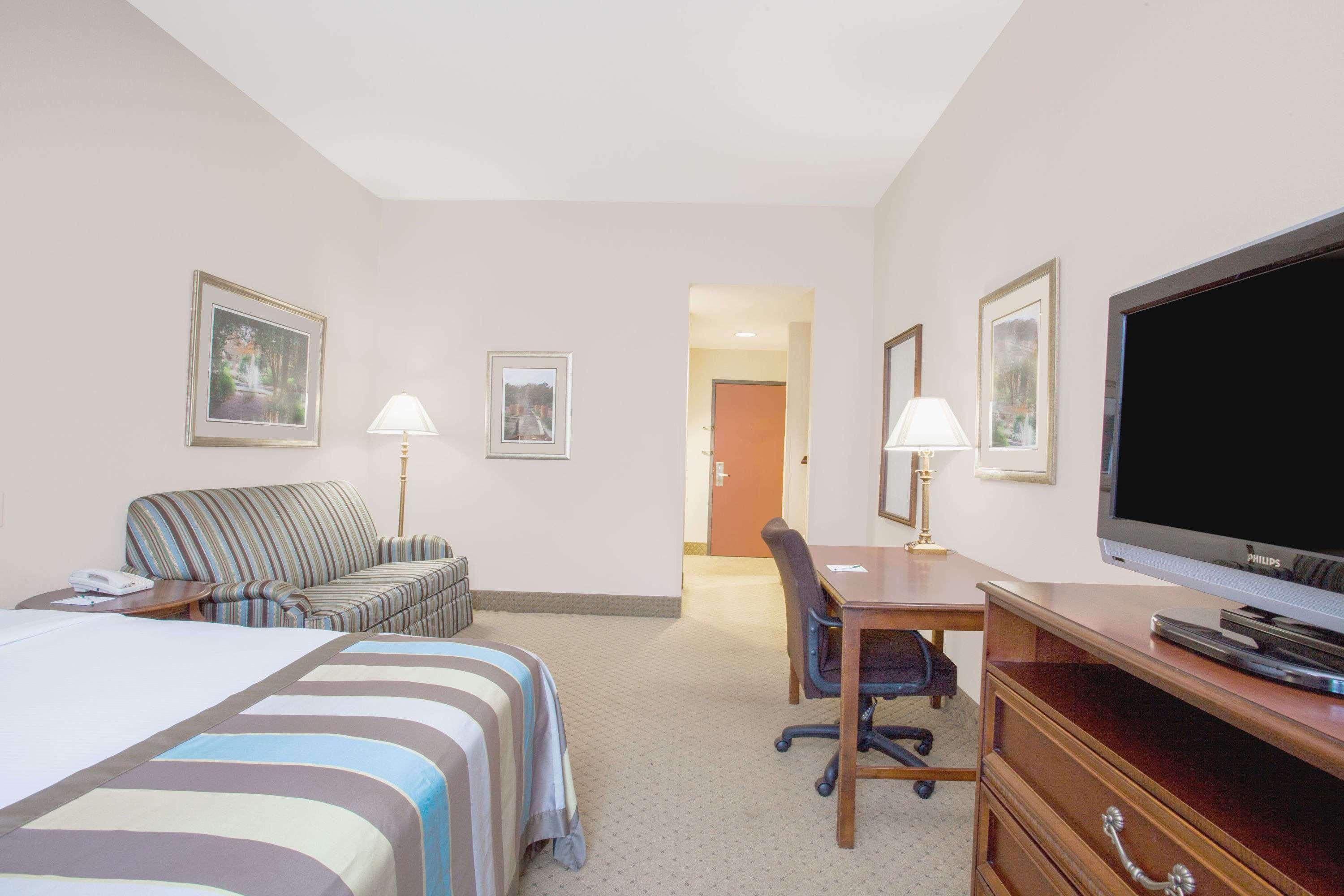 Wingate By Wyndham Columbia/Lexington Hotel Exterior foto