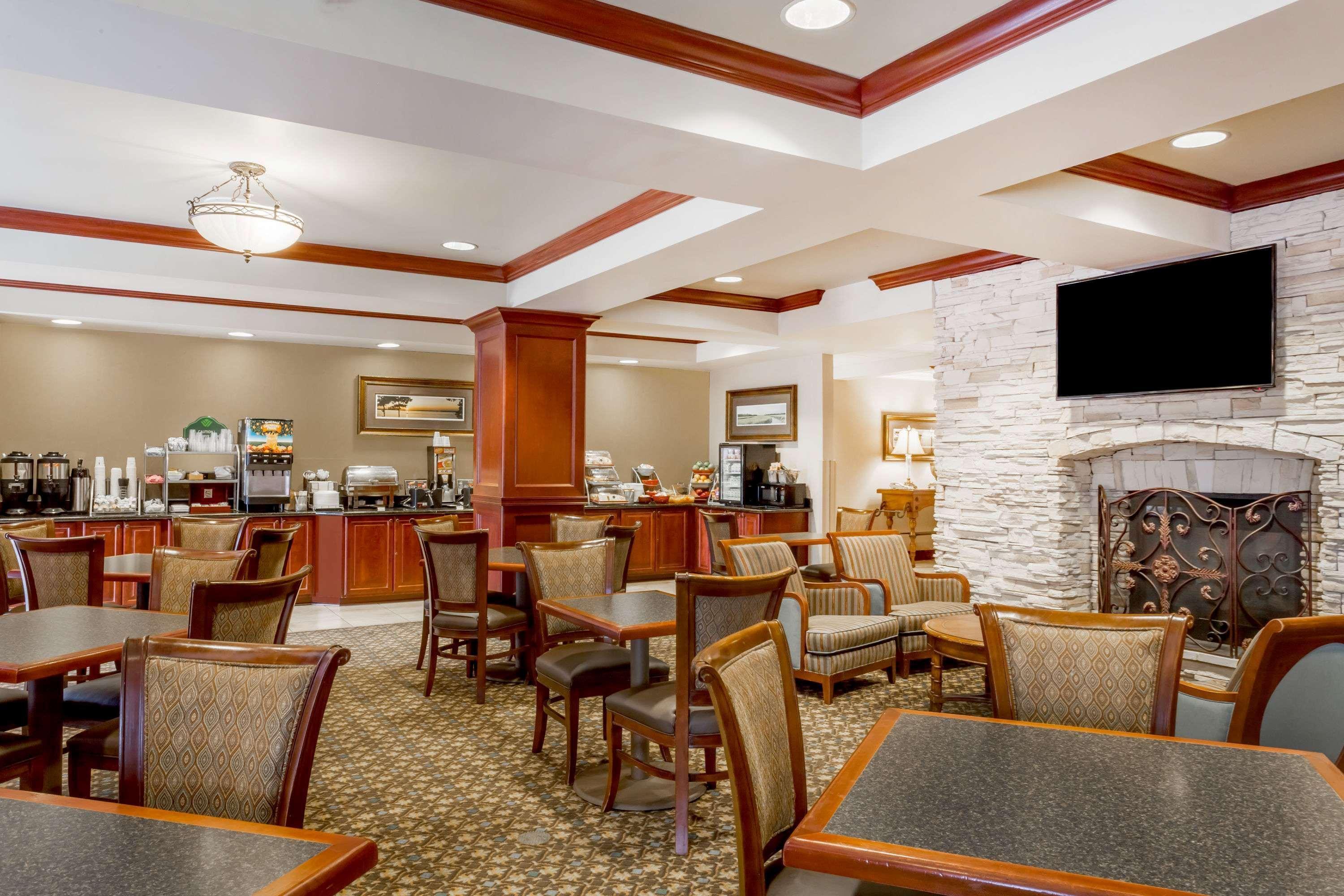 Wingate By Wyndham Columbia/Lexington Hotel Exterior foto